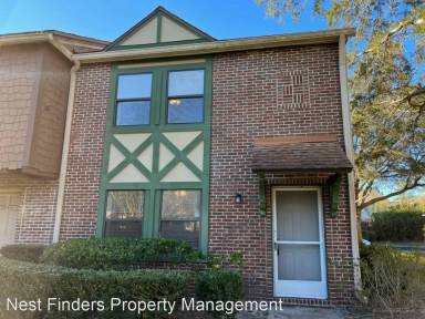 Main picture of 8201 Sutton Pl N