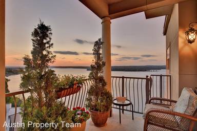 Main picture of Villas on Travis