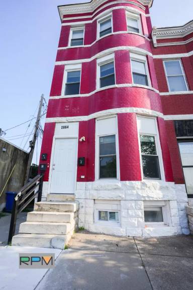 Main picture of 2864 Rayner Ave