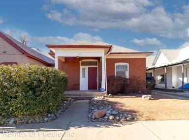 Main picture of 1129 E Orman Ave
