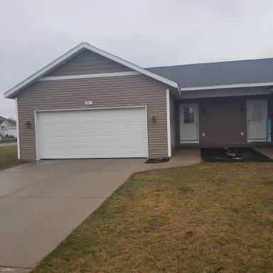 Main picture of 5991 Clear Pointe Dr SE