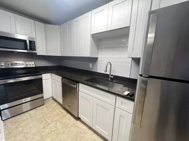 Main picture of 10444 Jefferson Hwy