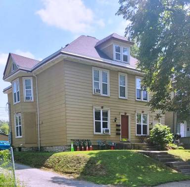 Main picture of 2582 East Ave