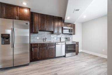 Main picture of 421 N 39th St