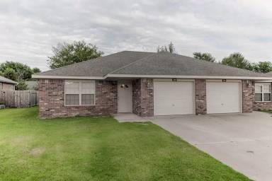 Main picture of 790 Appleridge Dr