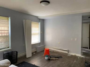 Main picture of 4904 W Jackson Blvd