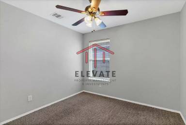 Main picture of 808 Horseshoe Ct