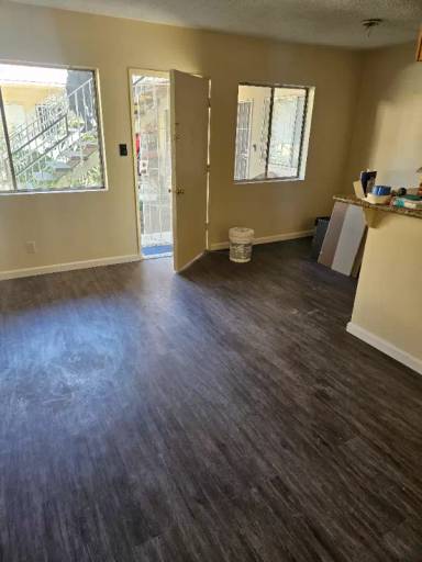 Main picture of 4655 N Bellflower Blvd