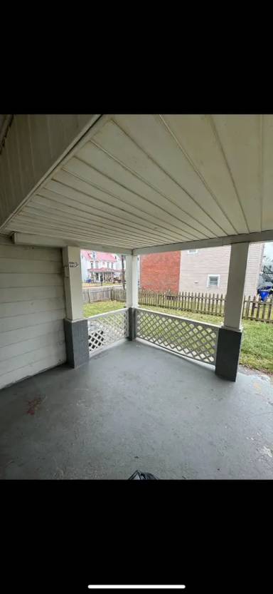 Main picture of 529 Salem Ave