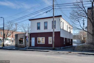 Main picture of 990 15th Ave SE