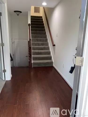 Main picture of 7223 Barrberry Ln