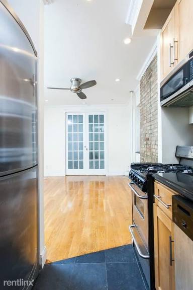 Main picture of 493 2nd Ave