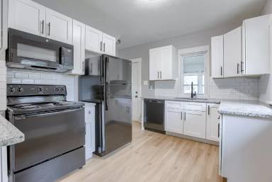 Main picture of 2723 Kansas Ave