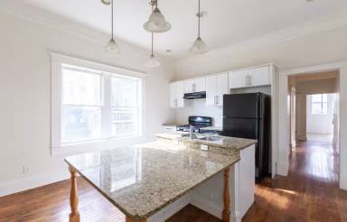 Main picture of 479 Holderness St SW