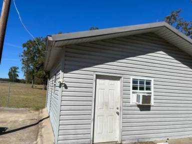 Main picture of 694 Pleasant Valley Rd