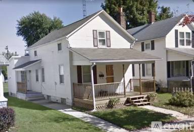 Main picture of 241 Hedges St