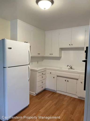 Main picture of 748 Carmel Ave