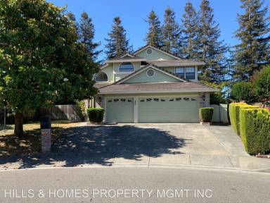 Main picture of 7203 Roxanne Ln