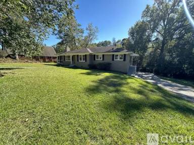 Main picture of 4503 Royal Rd