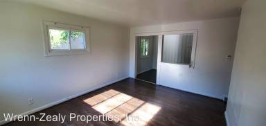 Main picture of 1530 McCormick St