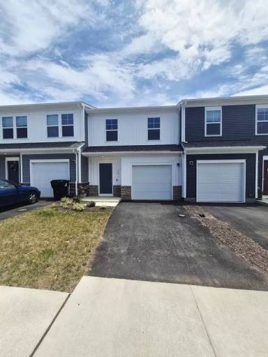 Main picture of 50 Grayson Village Dr