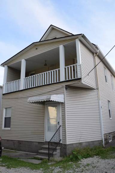 Main picture of 2410 Broadview Rd