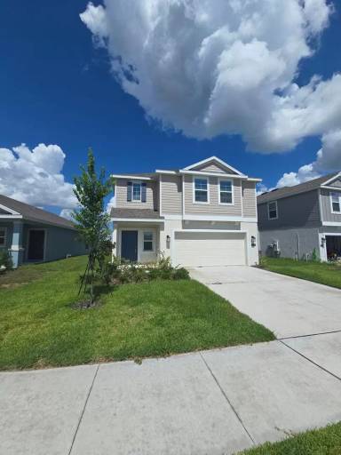 Main picture of 633 Reggie Rd