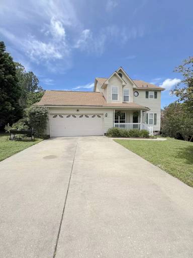 Main picture of 247 Richmond Park Dr