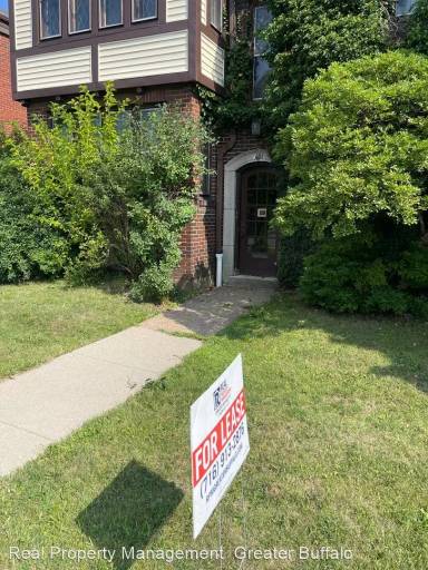 Main picture of 597 Kenmore Ave