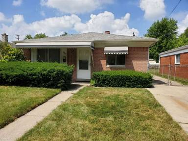 Main picture of 5360 Bedford St