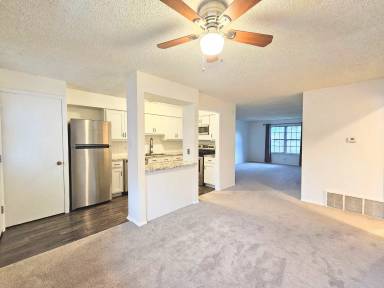 Main picture of 7110 S Gaylord St