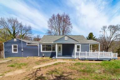 Main picture of 4095 Bakerstown Culmerville Rd