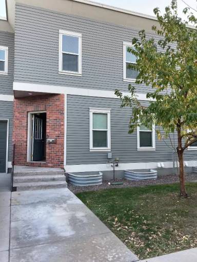 Main picture of 1080 W 9th Ave