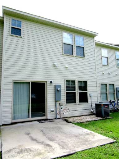 Main picture of 301 Winstead Loop Rd