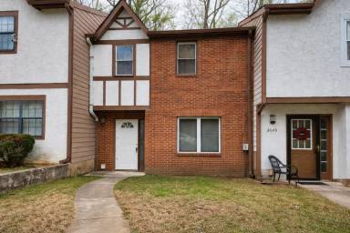 Main picture of 3547 Main Station Dr SW