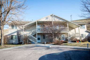 Main picture of 105 Pullman Ct