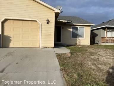 Main picture of 1112 SE Freedom Cir
