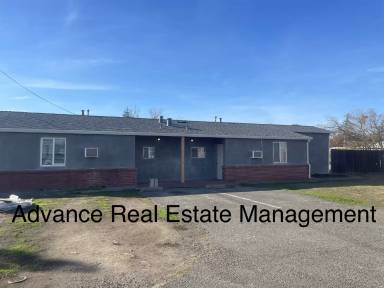 Main picture of 5872 Belleview Ave