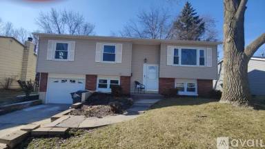Main picture of 3406 Clover Hills Dr