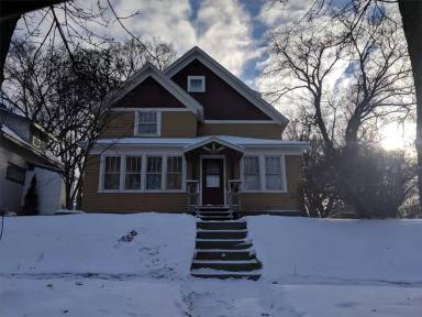 Main picture of 504 E Vernon Ave