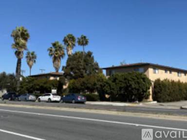 Main picture of 2039 Morena Blvd