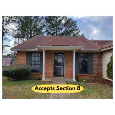 Main picture of 1611 Coliseum Blvd