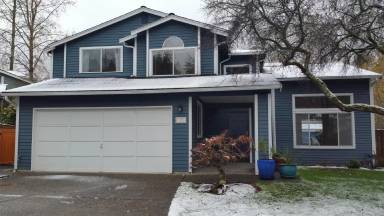 Main picture of 921 6th Pl S