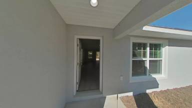 Main picture of 200 Oak Ln