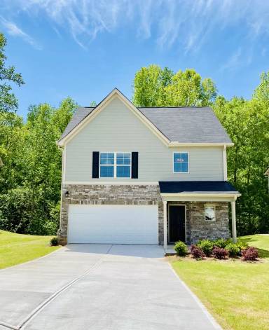 Main picture of 310 Nutwood Trce