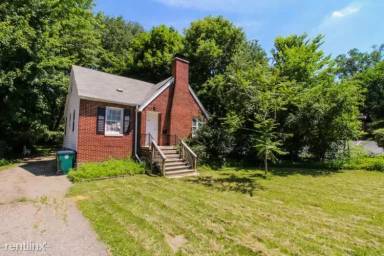 Main picture of 124 Northlawn Ave