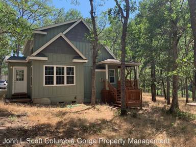 Main picture of 838 Highway 142