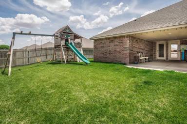 Main picture of 3202 Bismarck Ave