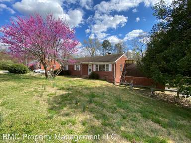 Main picture of 1426 5th Street Ext