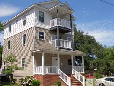 Main picture of 5003 Killam Ave